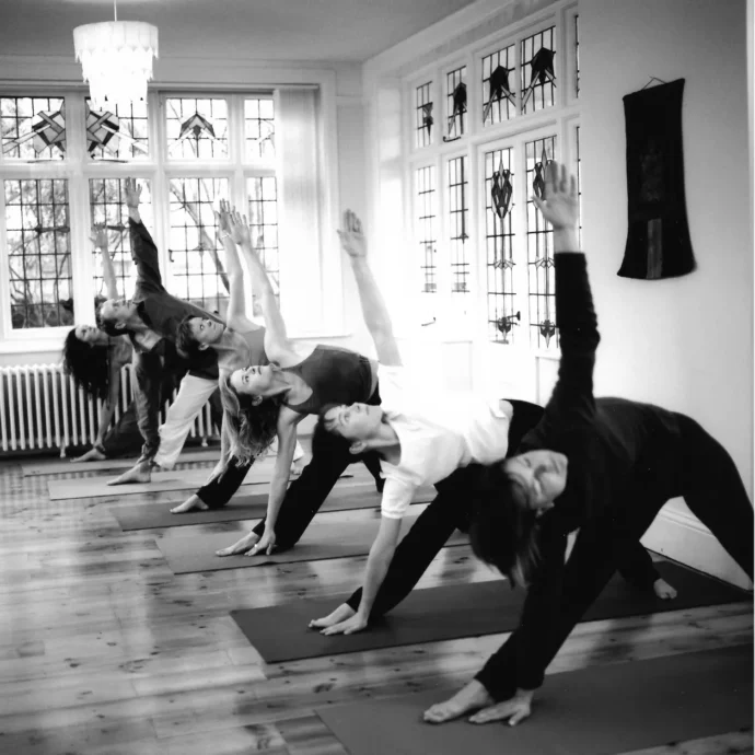 One to One Scaravelli inspired Yoga Studio - Image 3